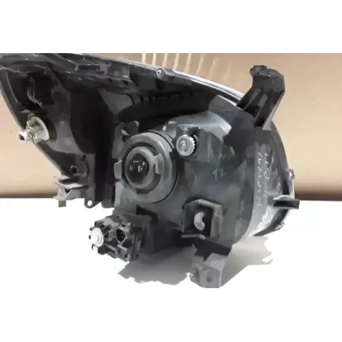 10016680 фара передняя Mazda BT-50 2007