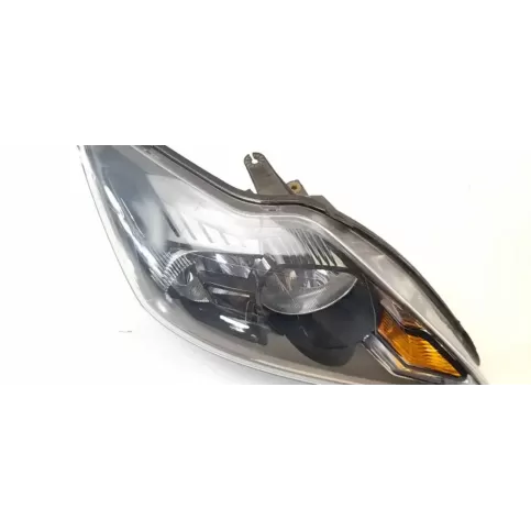 10110420003 фара передняя Ford Focus 2005