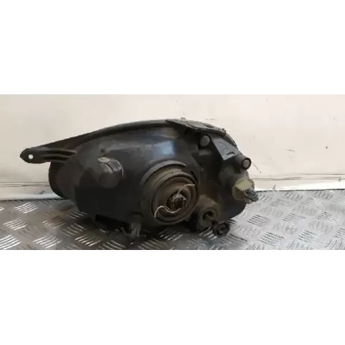 1216487 фара передня Opel Corsa B 1996