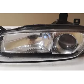 1305623022 фара передняя Mazda 323 1996