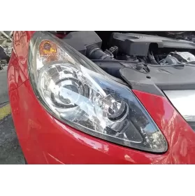 13186386EK фара передняя Opel Corsa D 2010
