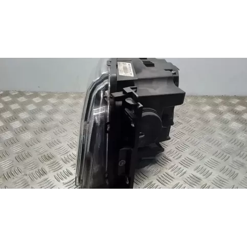 1504215110220066 фара передняя Land Rover Discovery 4 - LR4 2014