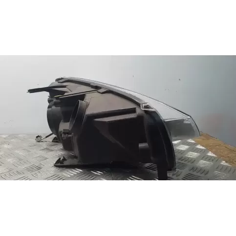 16530901 фара передняя Ford Focus C-MAX 2008
