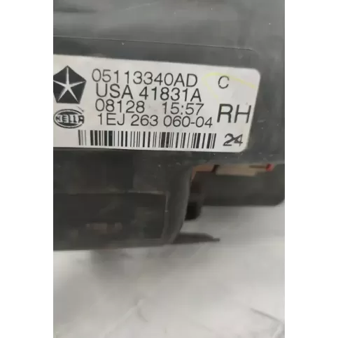 1EJ2630600441831A фара передня Chrysler Voyager 2008