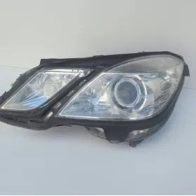 1ZT00970207 фара передняя Mercedes-Benz E W212 2010