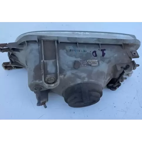 201652B фара передняя Toyota Corolla E90 1990
