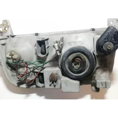 2056667B фара передняя Suzuki Grand Vitara I 2002