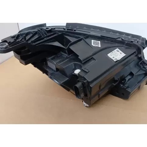 2139062506 фара передняя Mercedes-Benz E W213 1900