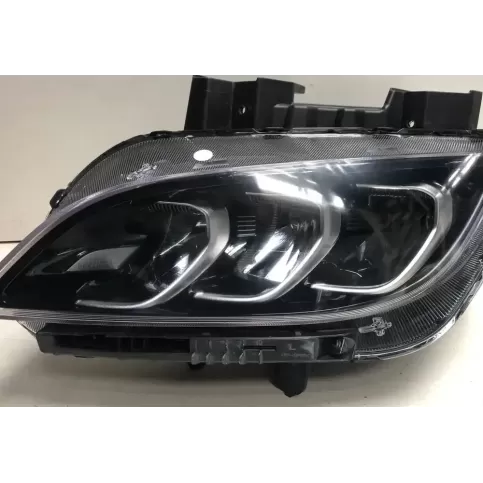 2303142113 фара передня Hyundai Kona 2023