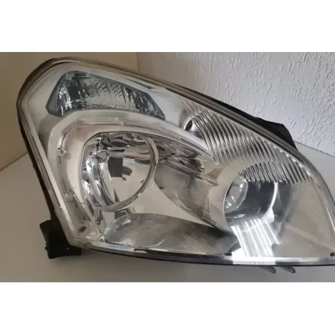 26010JD90A фара передняя Nissan Qashqai+2 2009