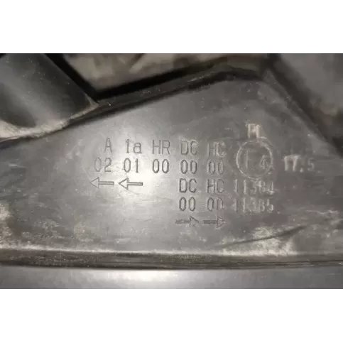 26010JD90A фара передняя Nissan Qashqai+2 2009