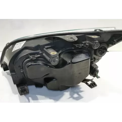 4M5113W029 фара передняя Ford Focus 2005