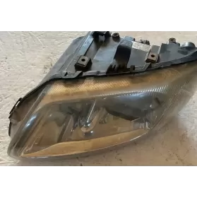 5875100000 фара передняя Chrysler Voyager 2001