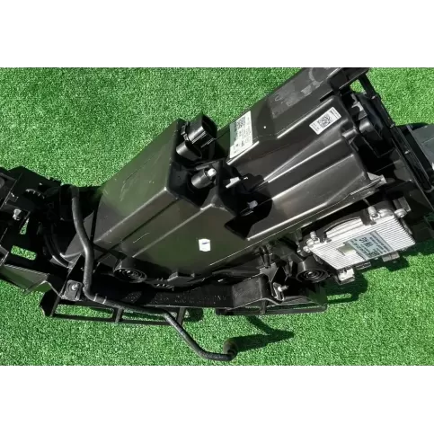 5FJ941008J фара передняя Seat Tarraco 2023