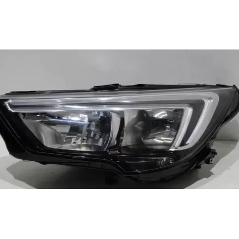 6519700000000 фара передня Opel Crossland X 2017