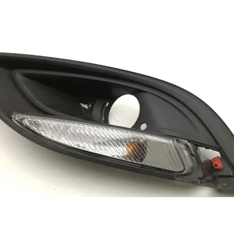 662588537 фара передня Opel Astra J 2009