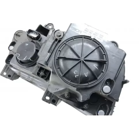 68042153AE фара передня Chrysler 300C 2012