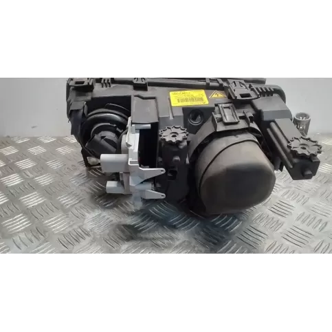 6905496 фара передняя BMW 3 E46 2005