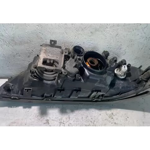 6908409 фара передня BMW 5 E39 2002