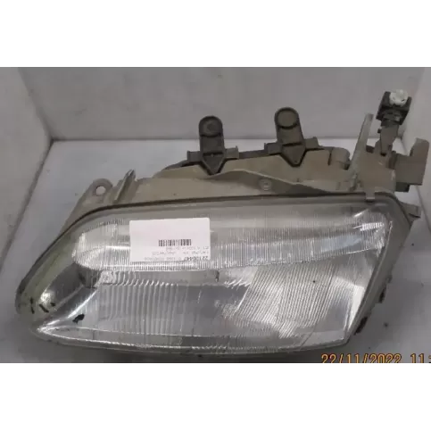 7701038271 фара передня Renault Laguna I 1997