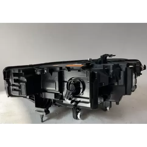 793332806 фара передня BMW X7 G07 2022