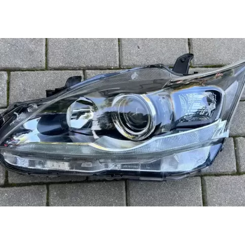 8117076033 фара передняя Lexus CT 200H 2017
