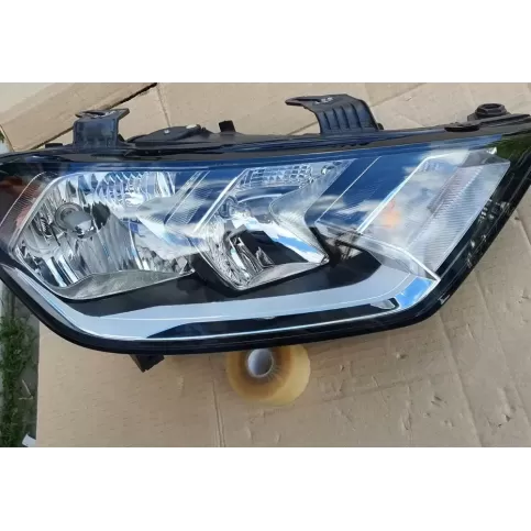 82A941004 фара передня Audi A1 2018