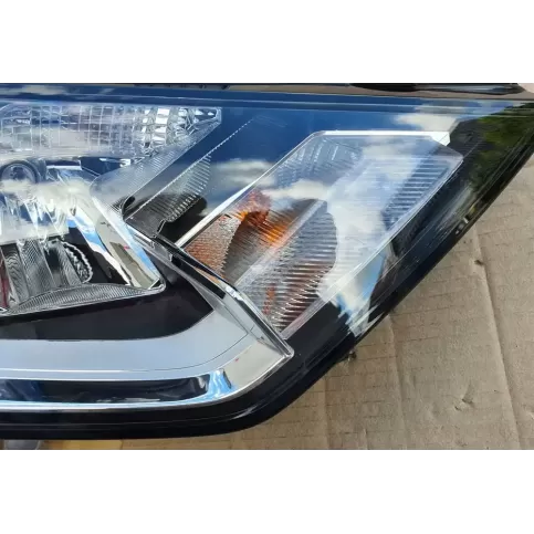 82A941004 фара передня Audi A1 2018