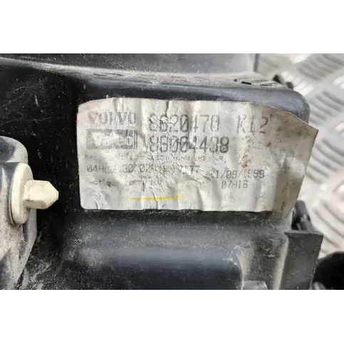 88004438 фара передняя Volvo S80 2000