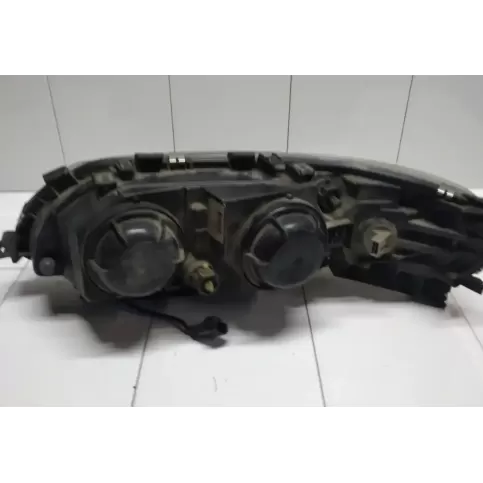 89004808 фара передняя Volvo XC70 2001