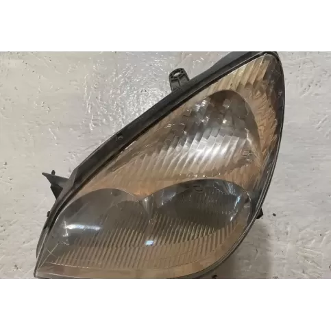 89006853 фара передняя Citroen C5 2003