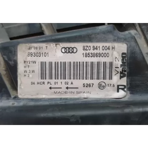 8Z0941004H фара передняя Audi A2 2000