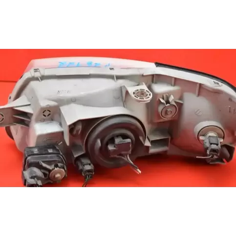 92102-250 фара передняя Hyundai Accent 2002