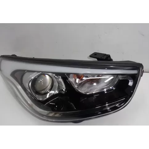 921022S фара передняя Hyundai ix35 2012