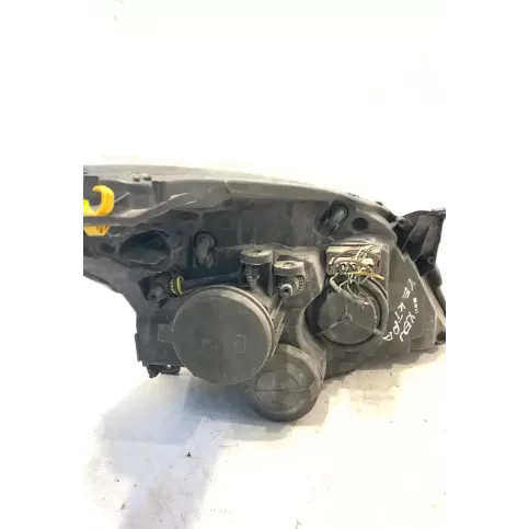 93185605 фара передня Opel Astra H 2007