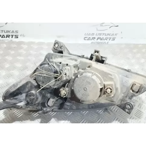 9632664780 фара передня Citroen C5 2004