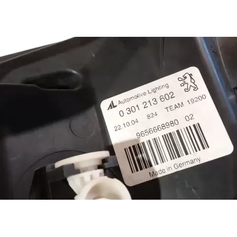 9656668980 фара передняя Peugeot 407 2004
