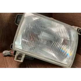 9922680009 фара передняя Nissan King Cab, Navara 1999