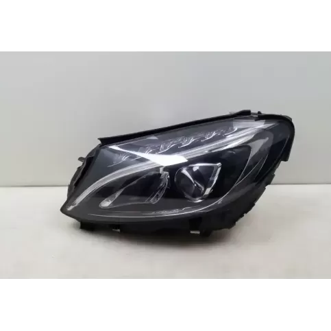 A2059063703 фара передняя Mercedes-Benz C W205 2015