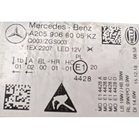 A2059068005KZ фара передняя Mercedes-Benz C W205 2021