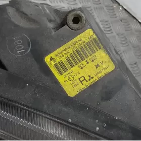 E1175 фара передня Mitsubishi Colt 2006