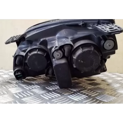 E132229 фара передня Opel Antara 2010