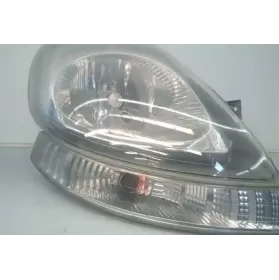 E2-A4-32-2 фара передняя Nissan Primastar 2001