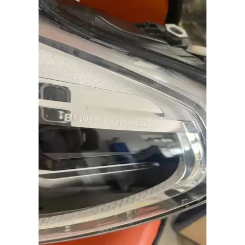 F00HTB704308 фара передняя BMW X3 G01 2018