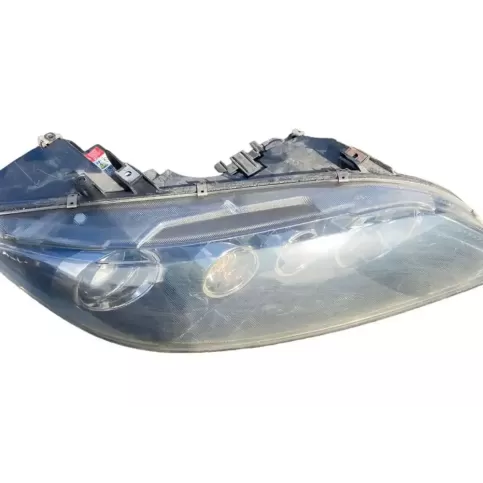 F014003907 фара передняя Mazda 6 2006