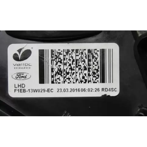 F1EB13W029EC фара передняя Ford Focus 2014