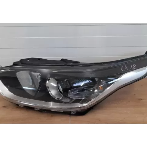 J792111010 фара передня KIA Ceed 2020
