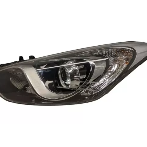 L0090H1YYL8 фара передня Hyundai i30 2014