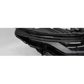 M8D2-13W029-EA фара передняя Land Rover Evoque II 2021