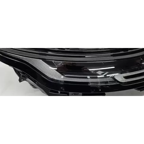 M8D2-13W029-EA фара передняя Land Rover Evoque II 2021